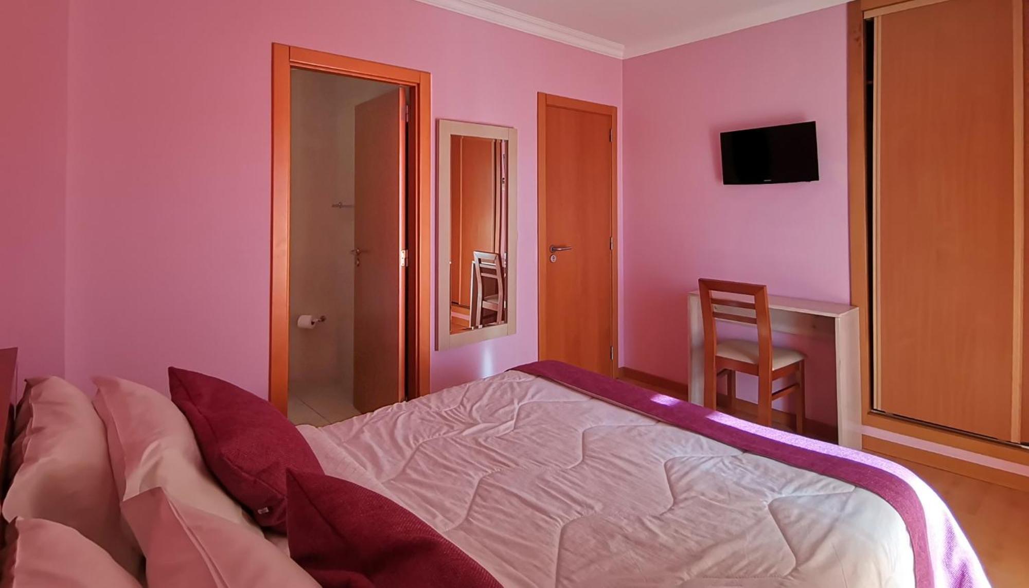 Hotel Hebe Peniche Atouguia Da Baleia Exterior photo